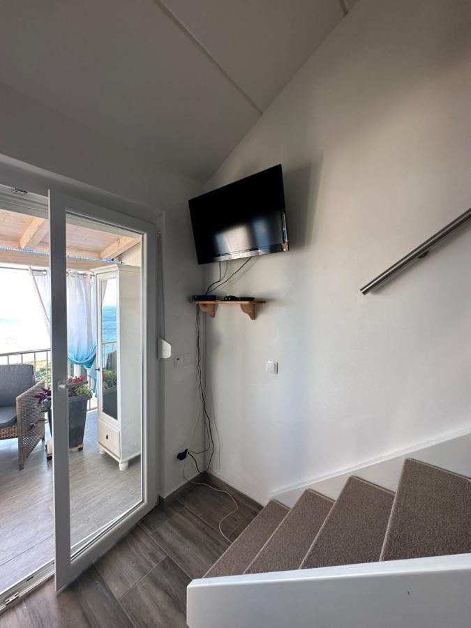Ferienwohnung Tanis Ocean Loft Martinšćica Exterior foto