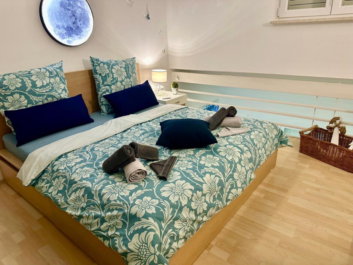 Ferienwohnung Tanis Ocean Loft Martinšćica Exterior foto
